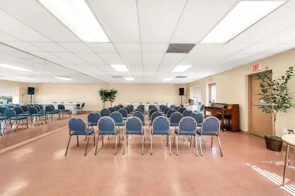 $240,000 | 4772 Northwest 22nd Street, Unit 42122, Coconut Creek, FL 33063