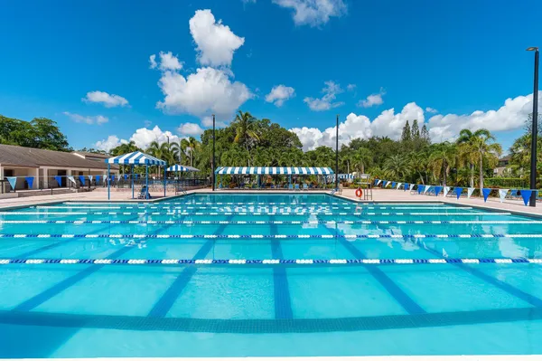 $240,000 | 4772 Northwest 22nd Street, Unit 42122, Coconut Creek, FL 33063