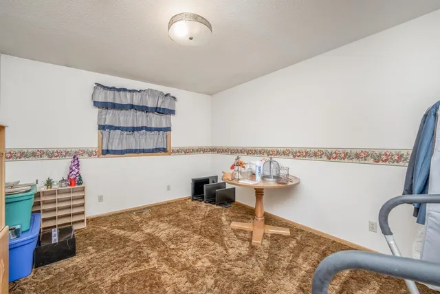 $625,000 | 421 West 60th Street South, Wellington, KS 67152