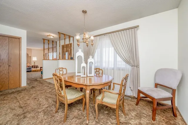 $625,000 | 421 West 60th Street South, Wellington, KS 67152