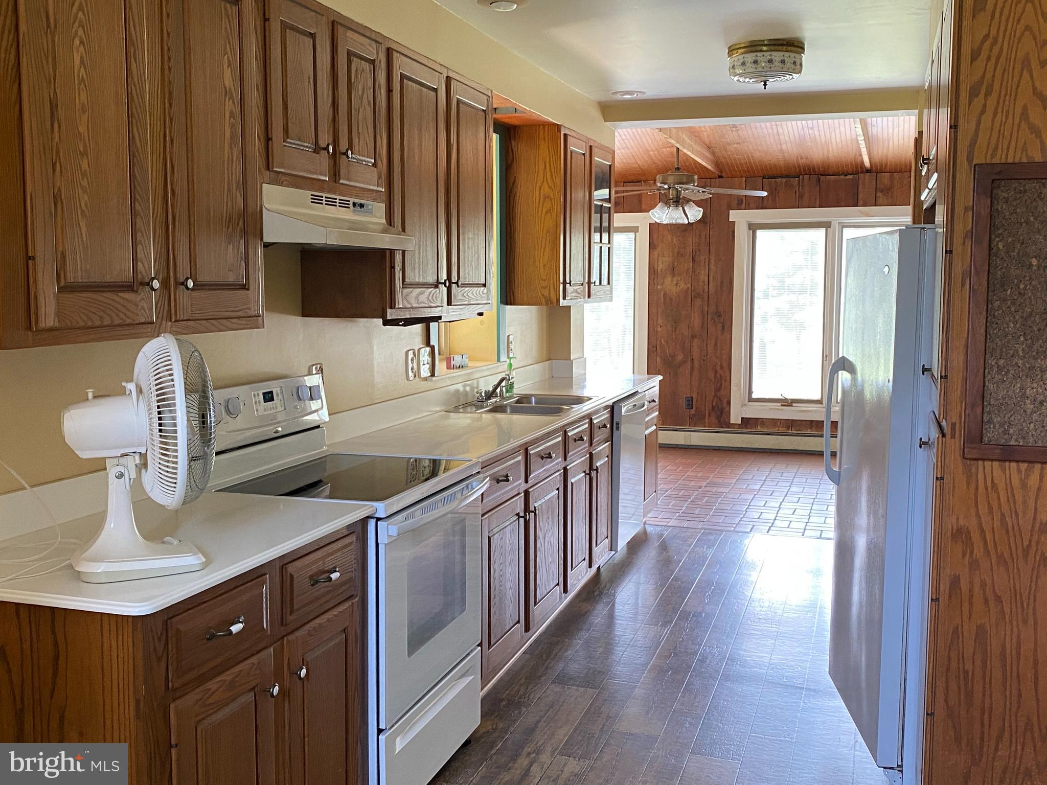 196 Lewis Road Annville, PA 17003 - Photo 10 of 44 Gallery Image 10