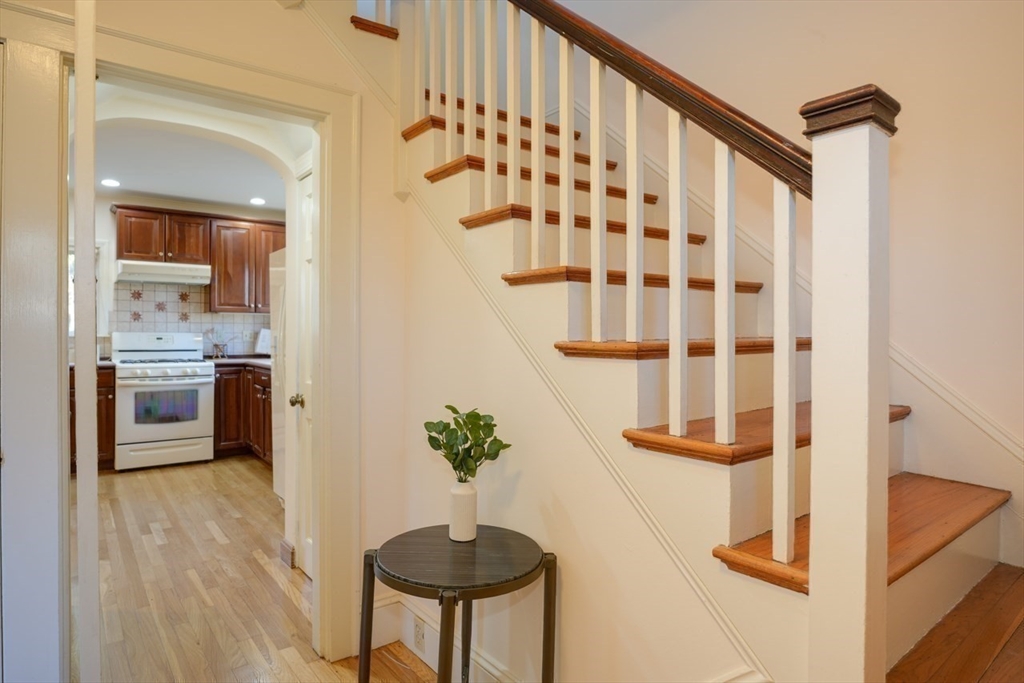 105 Watson Road Belmont, MA 02478 - Photo 19 of 40 Gallery Image 19