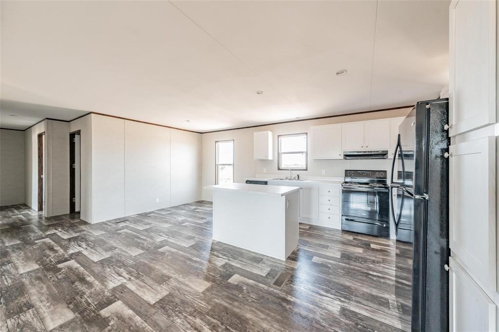 4670 Lone Star Road Poolville, TX 76487 - Photo 13 of 40