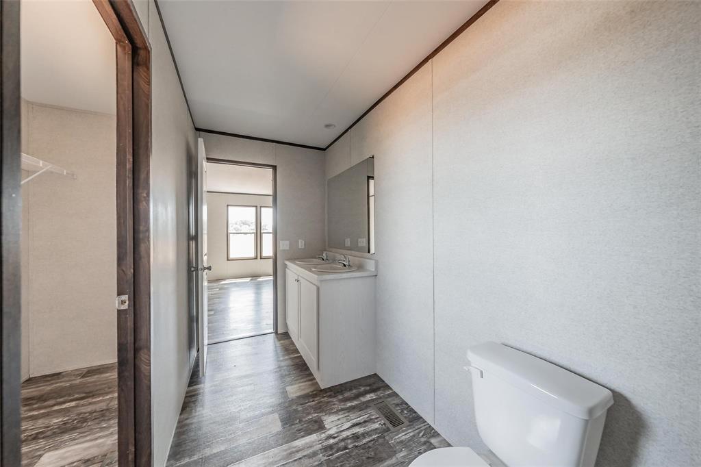 4670 Lone Star Road Poolville, TX 76487 - Photo 34 of 40