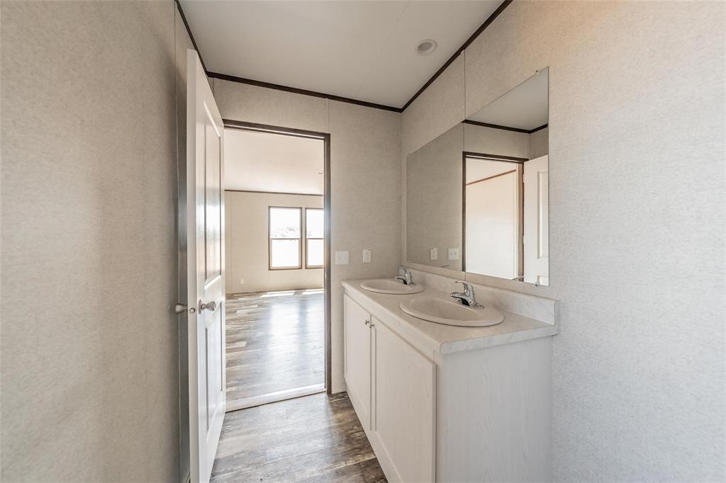 4670 Lone Star Road Poolville, TX 76487 - Photo 35 of 40