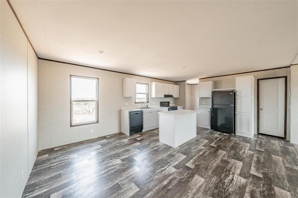 4670 Lone Star Road Poolville, TX 76487 - Photo 10 of 40