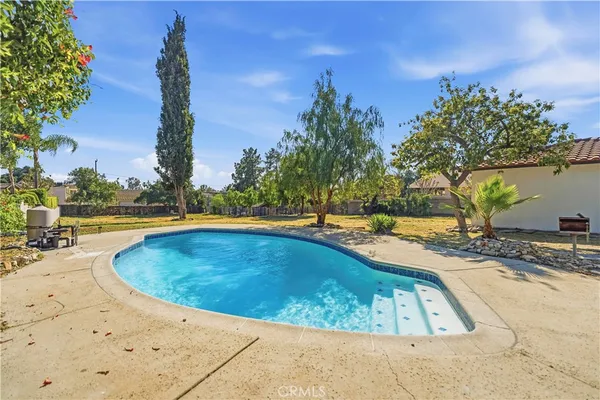 $1,249,000 | 944 Alamosa Drive, Claremont, CA 91711