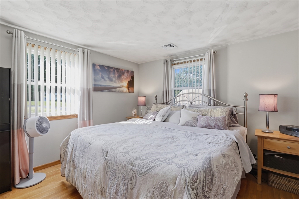 12 Edgewood Road Milford, MA 01757 - Photo 17 of 41