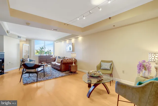 $899,000 | 1276 North Wayne Street, Unit 628, Arlington, VA 22201
