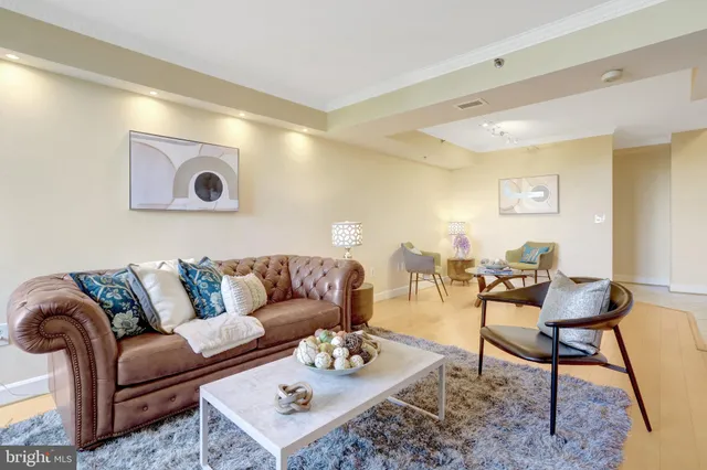 $899,000 | 1276 North Wayne Street, Unit 628, Arlington, VA 22201