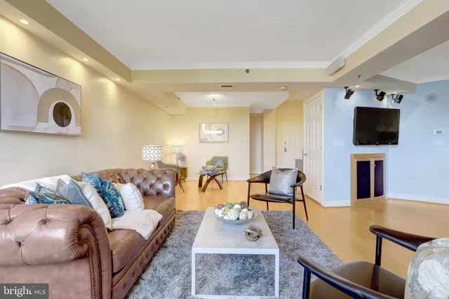 $899,000 | 1276 North Wayne Street, Unit 628, Arlington, VA 22201