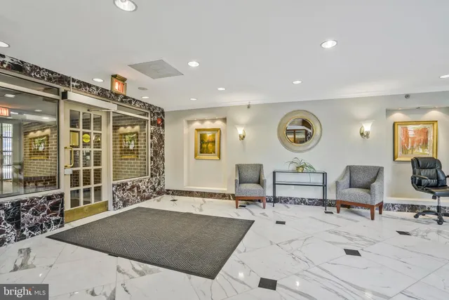 $899,000 | 1276 North Wayne Street, Unit 628, Arlington, VA 22201