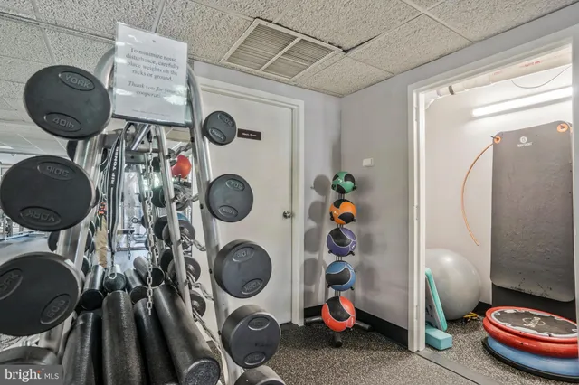 $899,000 | 1276 North Wayne Street, Unit 628, Arlington, VA 22201