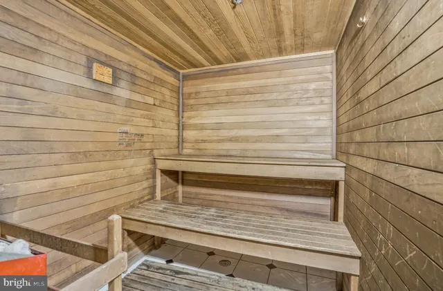 $899,000 | 1276 North Wayne Street, Unit 628, Arlington, VA 22201