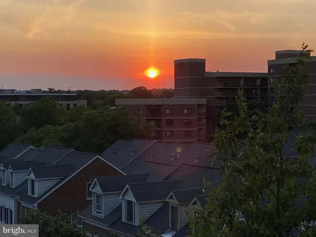 $899,000 | 1276 North Wayne Street, Unit 628, Arlington, VA 22201