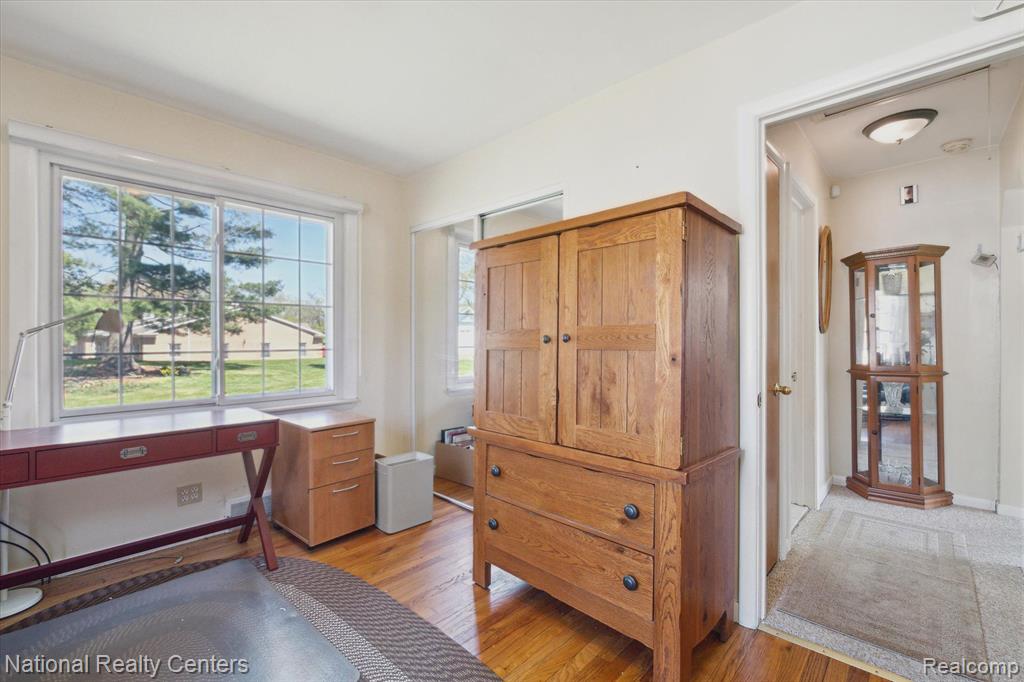 124 Wabash Road Rochester Hills, MI 48307 - Photo 20 of 33
