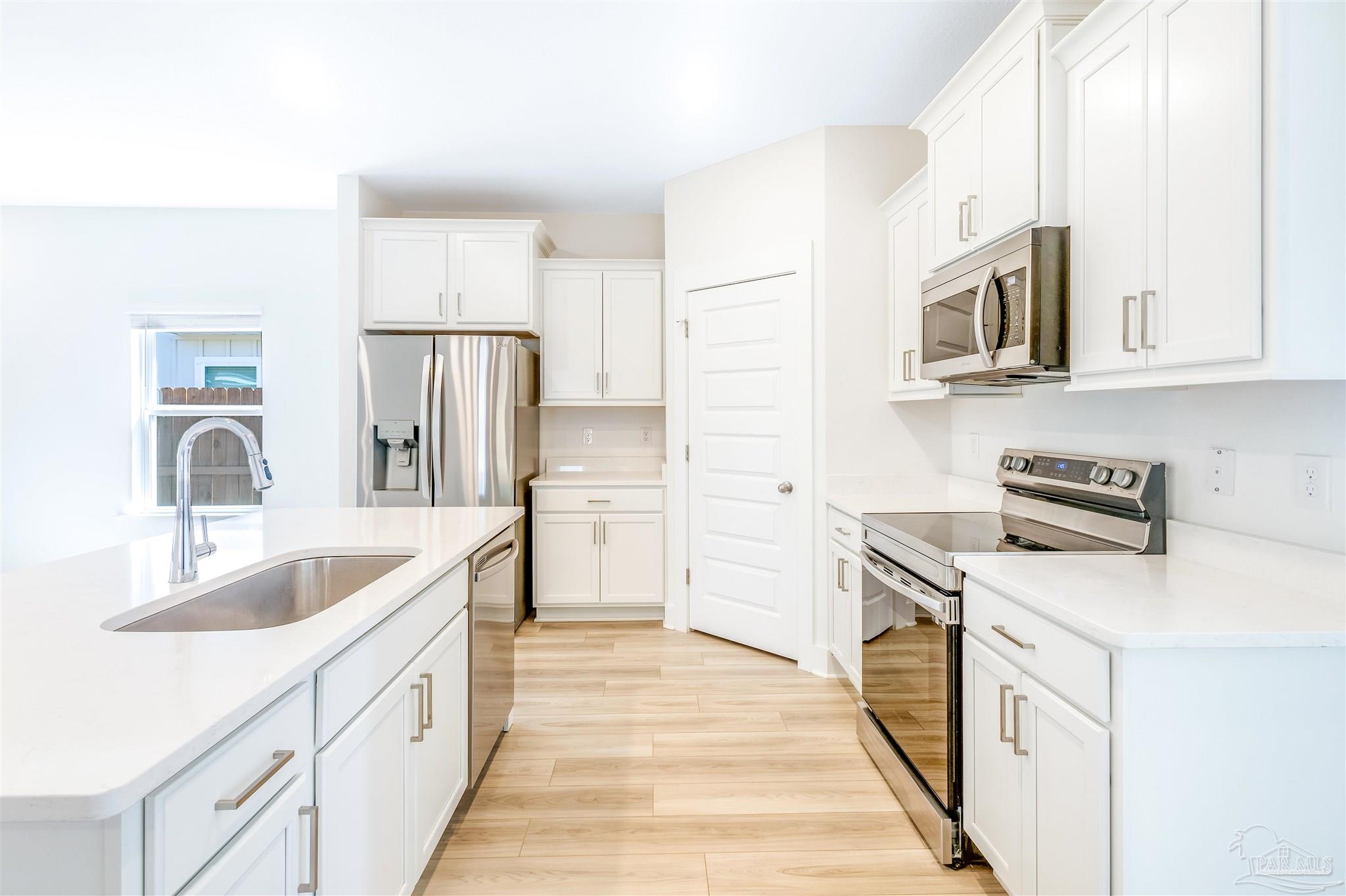 5320 Cornwall Drive Milton, FL 32583 - Photo 18 of 39