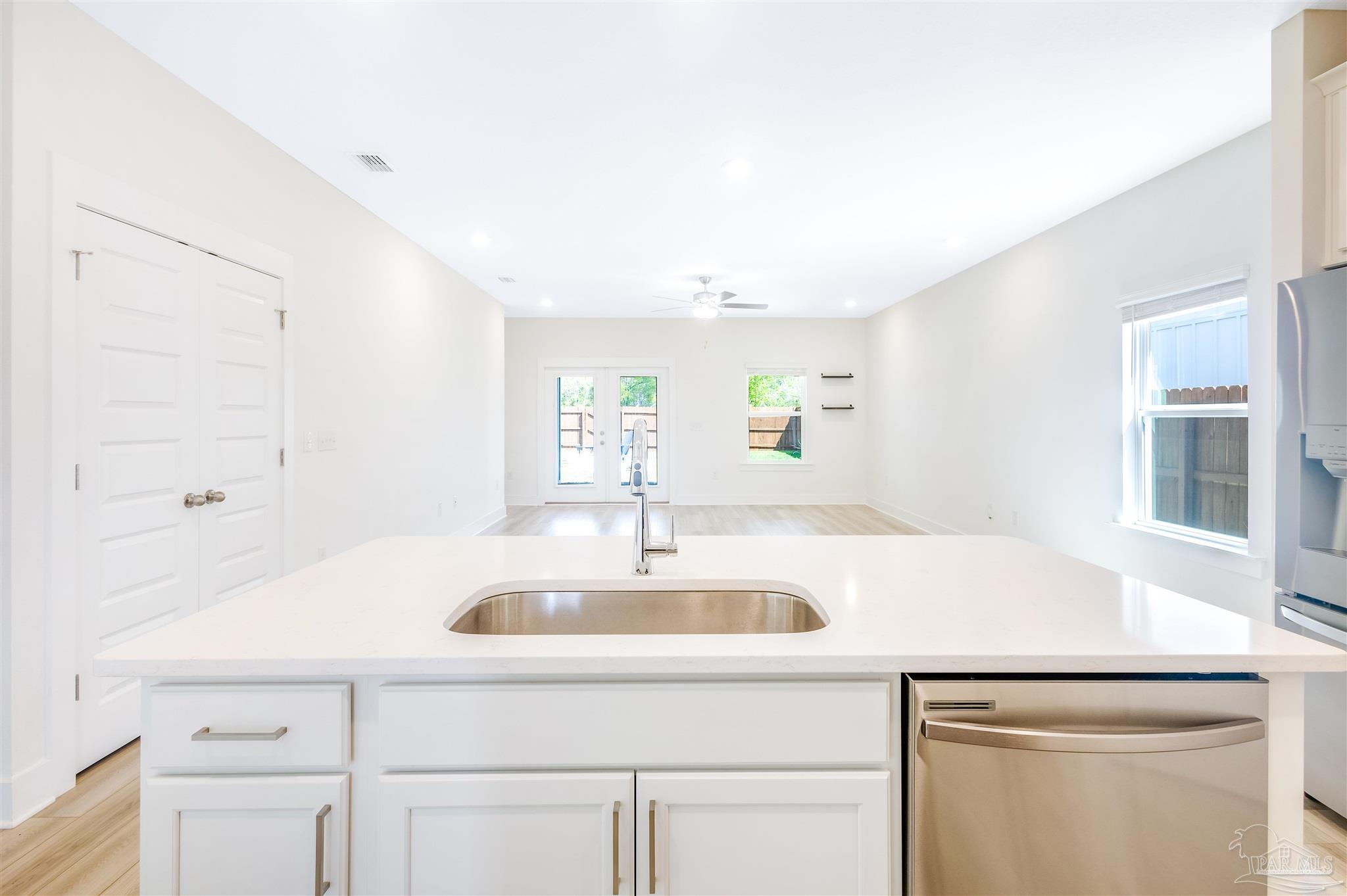 5320 Cornwall Drive Milton, FL 32583 - Photo 19 of 39