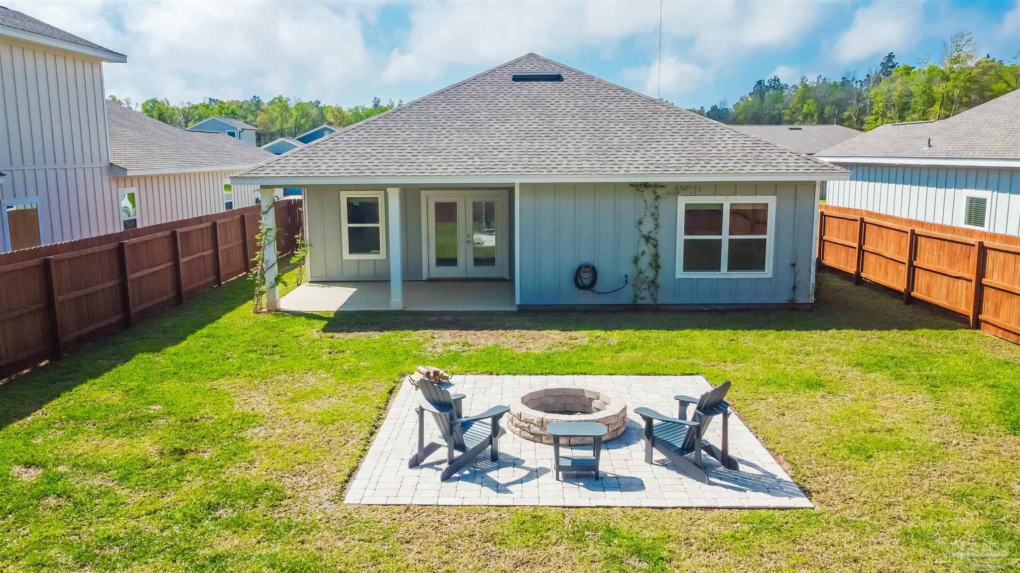 5320 Cornwall Drive Milton, FL 32583 - Photo 6 of 39