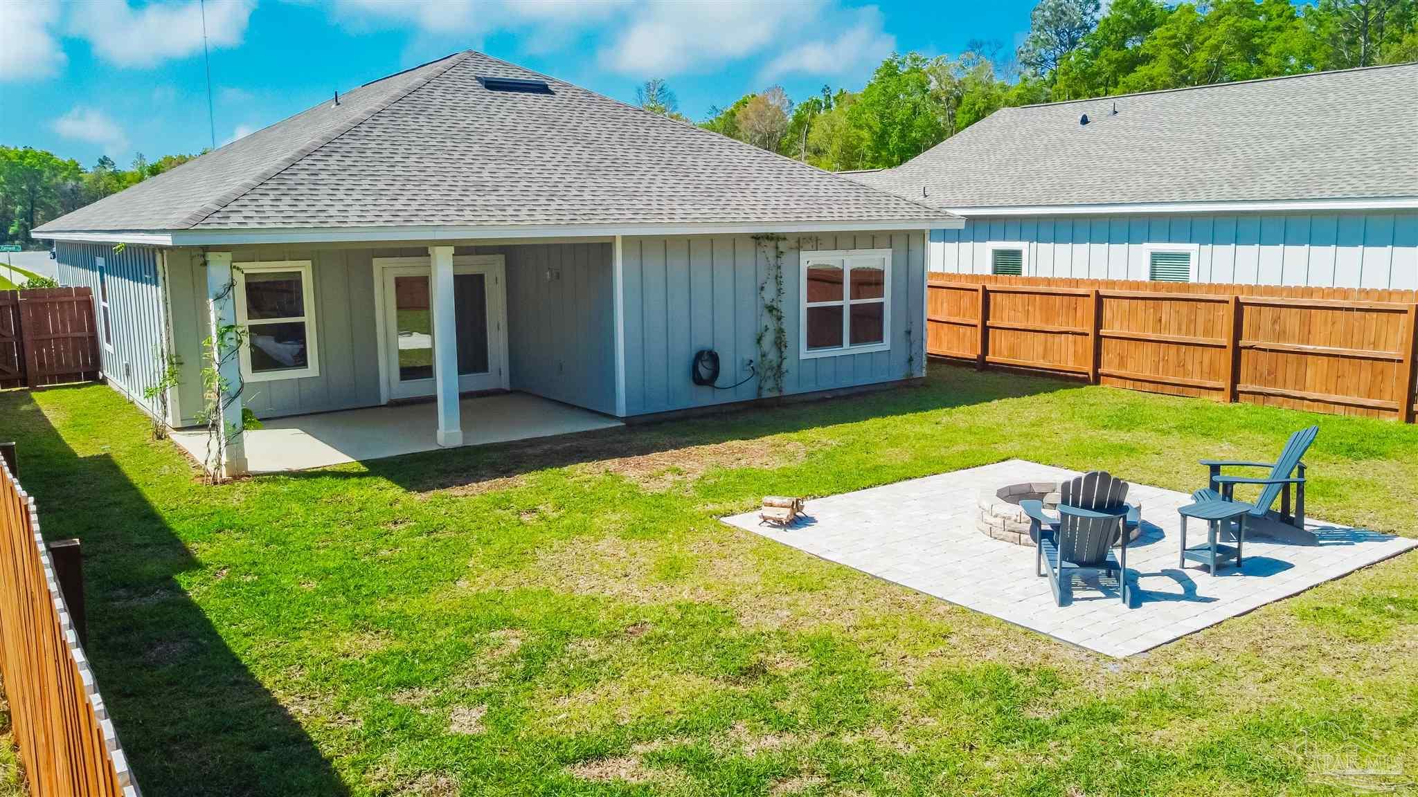 5320 Cornwall Drive Milton, FL 32583 - Photo 8 of 39