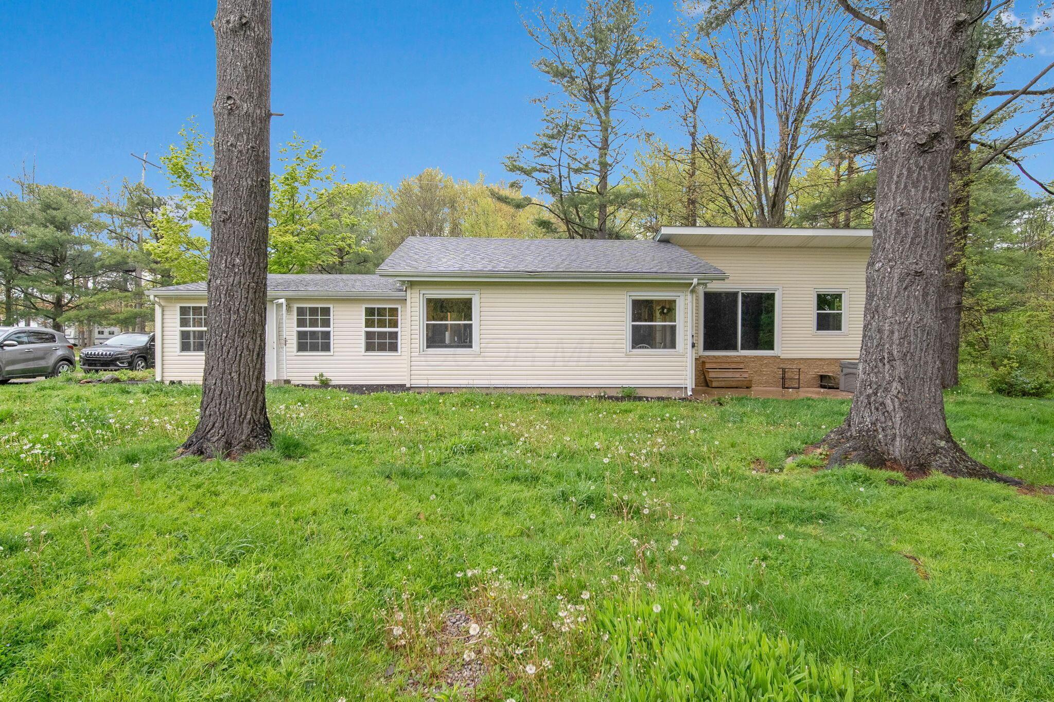 6810 Barrett Road Geneva, OH 44041 - Photo 9 of 78 53-web-or-mls-DSC09582