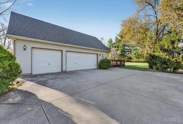 $420,000 | 1919 White Birch Lane, Belleville, IL 62226