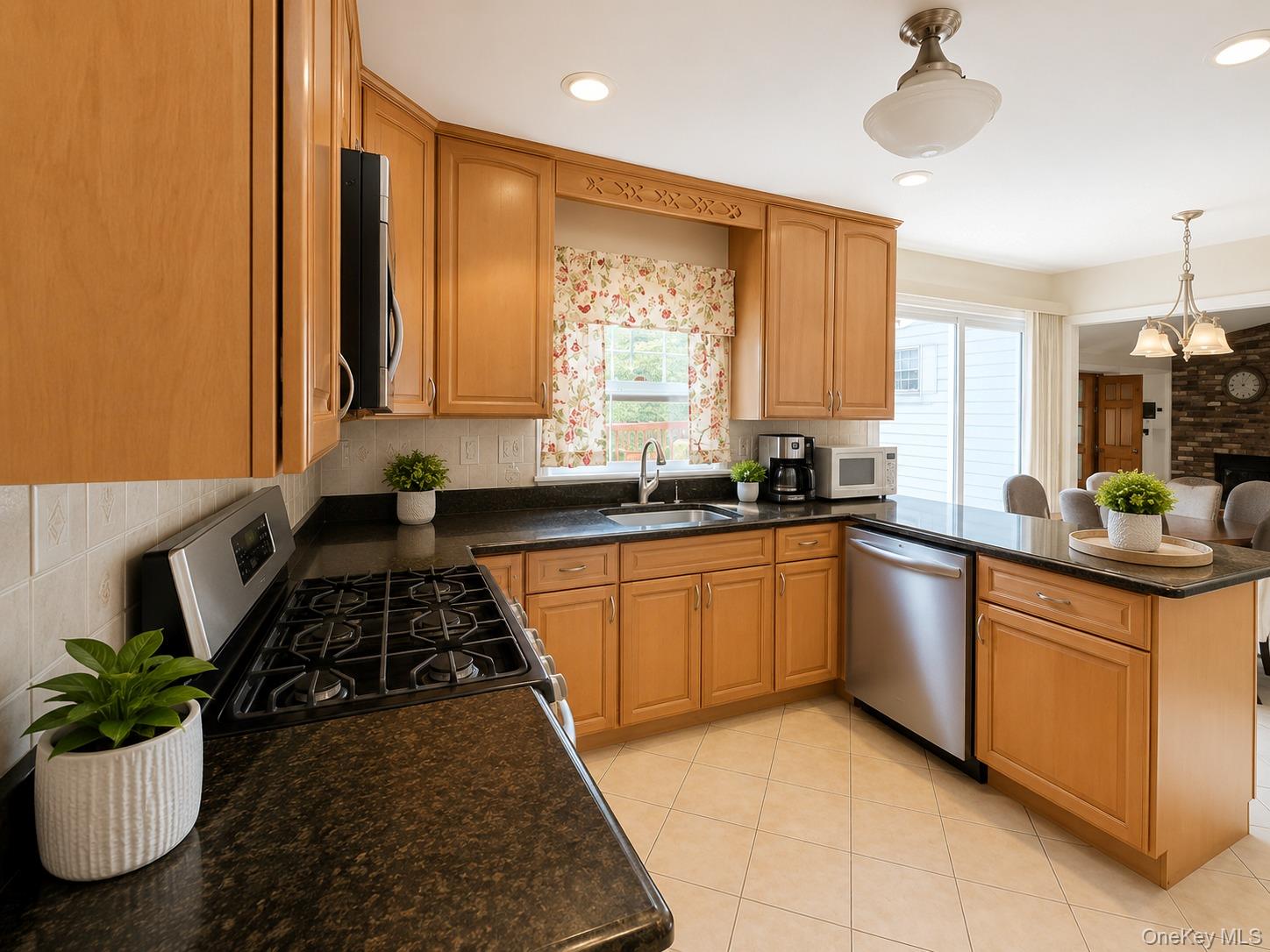 10 Tioken Road Spring Valley, NY 10977 - Photo 10 of 30
