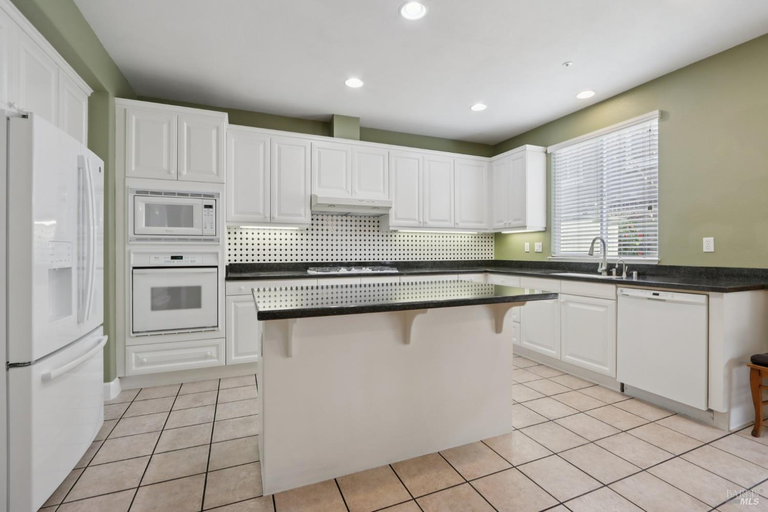 3287 Von Uhlit Ranch Road Napa, CA 94558 - Photo 12 of 48