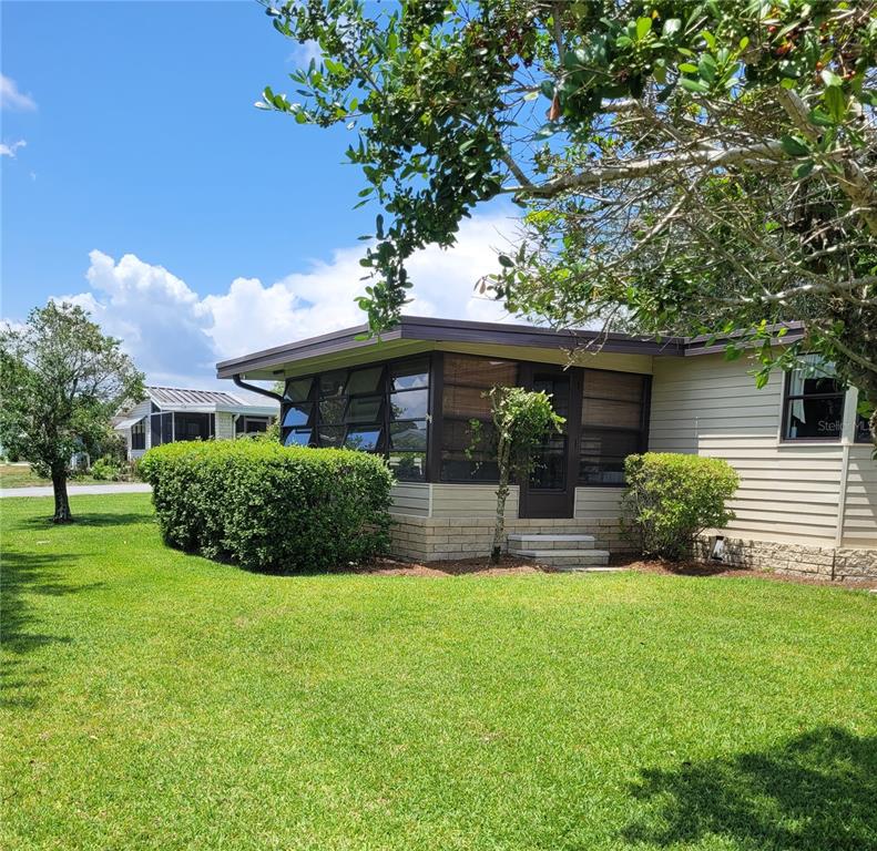 3211 Wekiva Road Tavares, FL 32778 - Photo 5 of 48