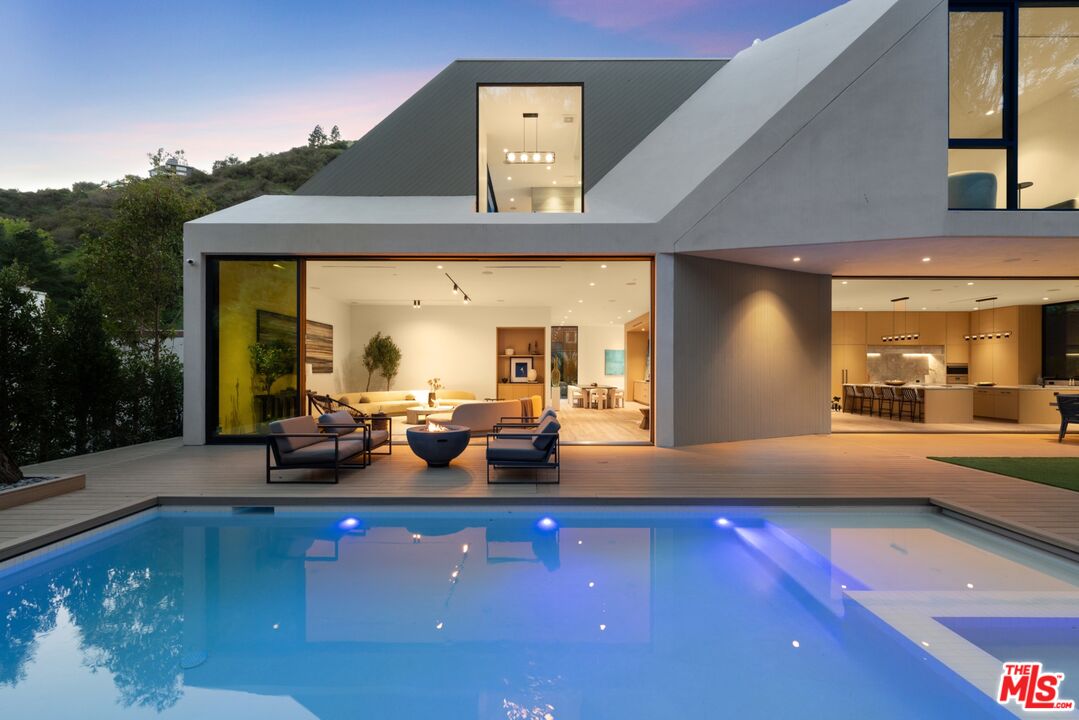 1508 Roscomare Road Los Angeles, CA 90077 - Photo 28 of 29