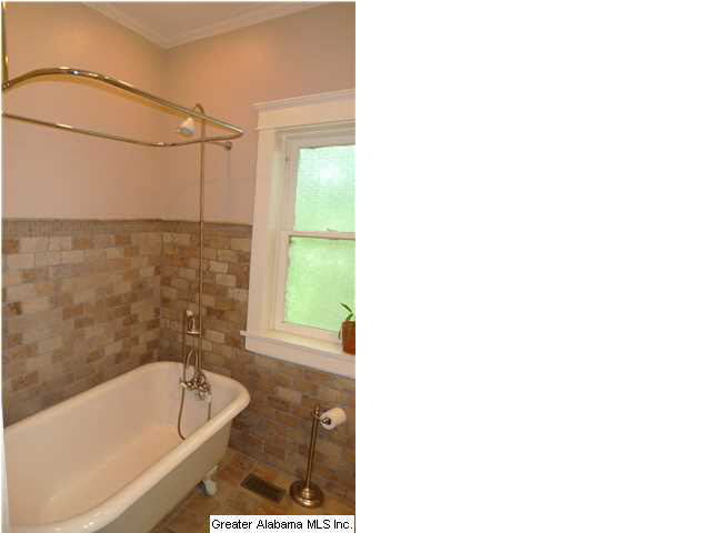 923 Irving Road Birmingham, AL 35209 - Photo 11 of 19