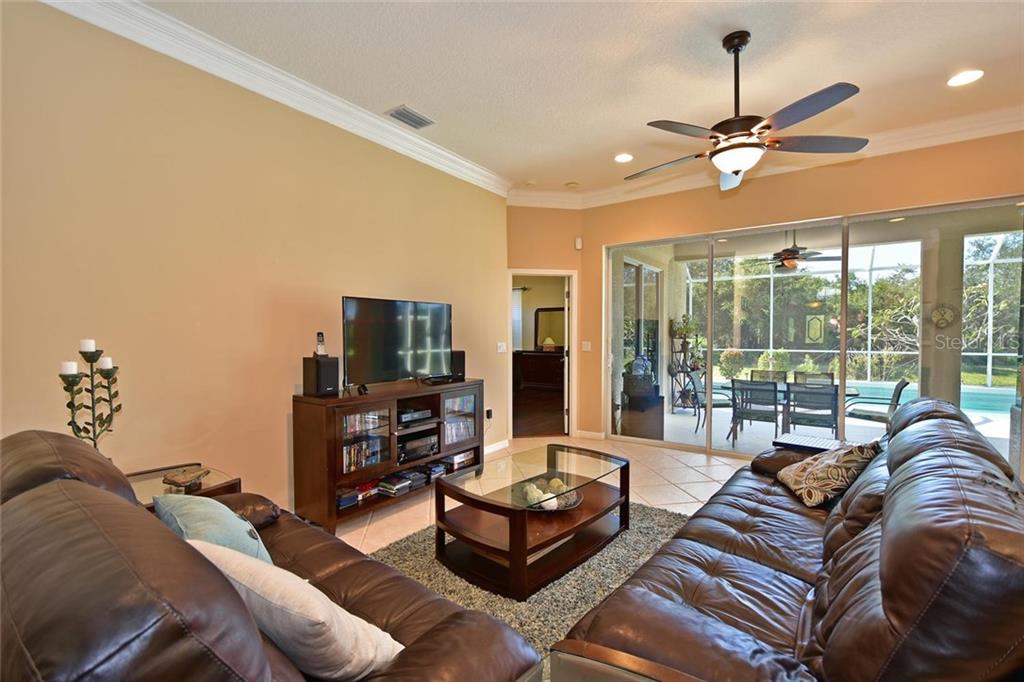 6528 Copper Ridge Trail University Park, FL 34201 - Photo 14 of 25 Gallery Image 14