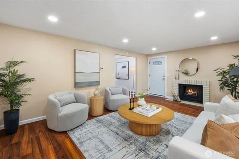 $874,998 | 18016 Southeast 147th Street, Renton, WA 98059