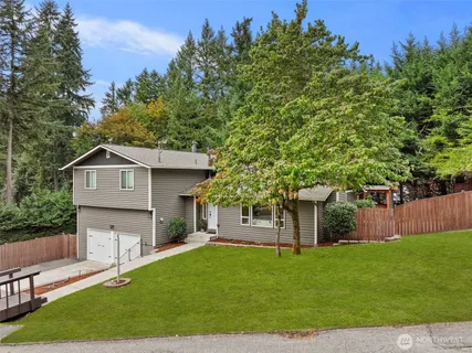 $874,998 | 18016 Southeast 147th Street, Renton, WA 98059