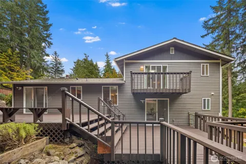 $874,998 | 18016 Southeast 147th Street, Renton, WA 98059