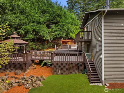 $874,998 | 18016 Southeast 147th Street, Renton, WA 98059