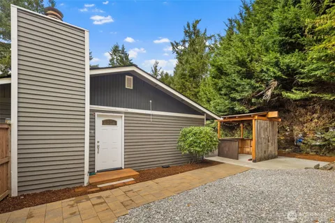 $874,998 | 18016 Southeast 147th Street, Renton, WA 98059