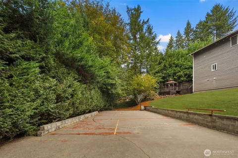 $874,998 | 18016 Southeast 147th Street, Renton, WA 98059