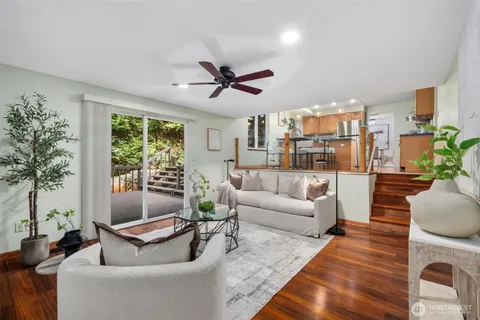 $874,998 | 18016 Southeast 147th Street, Renton, WA 98059