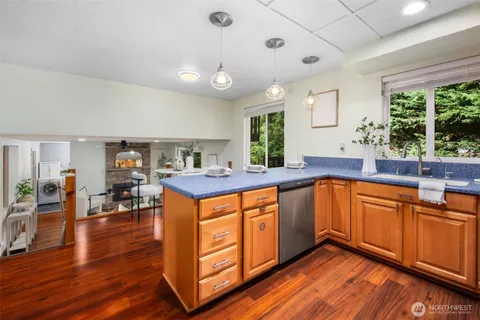 $874,998 | 18016 Southeast 147th Street, Renton, WA 98059