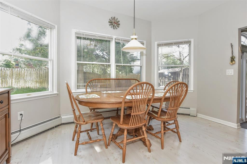 540 Burlington Street Paramus, NJ 07652 - Photo 11 of 34