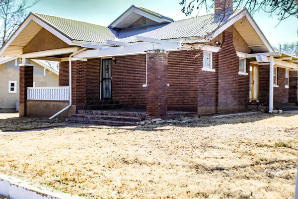 $115,000 | 302 East 6th Street, Clarendon, TX 79226