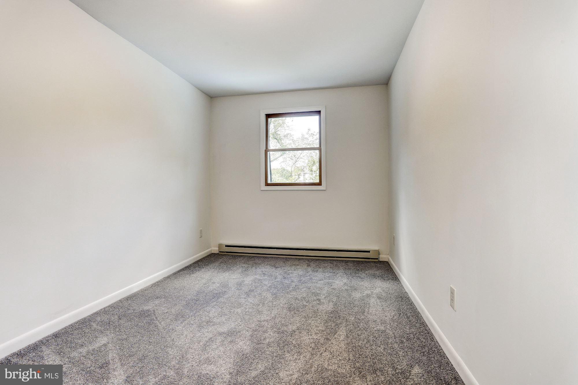 1323 South Seneca Road Baltimore, MD 21220 - Photo 19 of 43 Bedroom