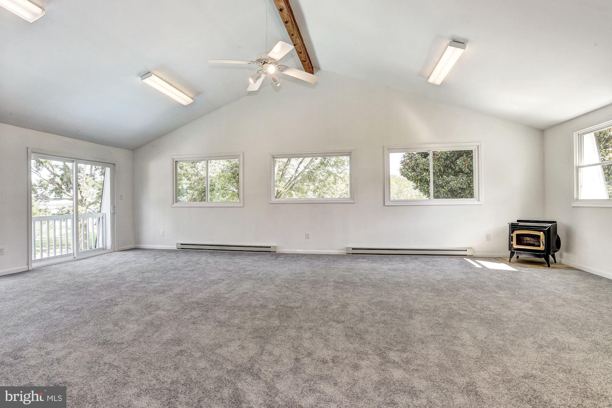 1323 South Seneca Road Baltimore, MD 21220 - Photo 22 of 43 Family Room