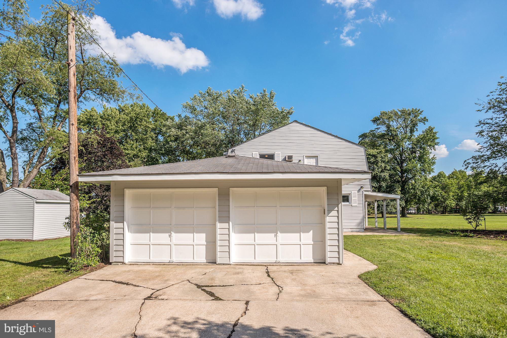 1323 South Seneca Road Baltimore, MD 21220 - Photo 33 of 43 Garage