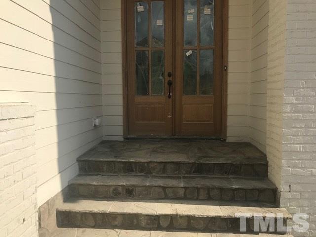 5000 Fanyon Way Raleigh, NC 27612 - Photo 2 of 25 Stone front porch