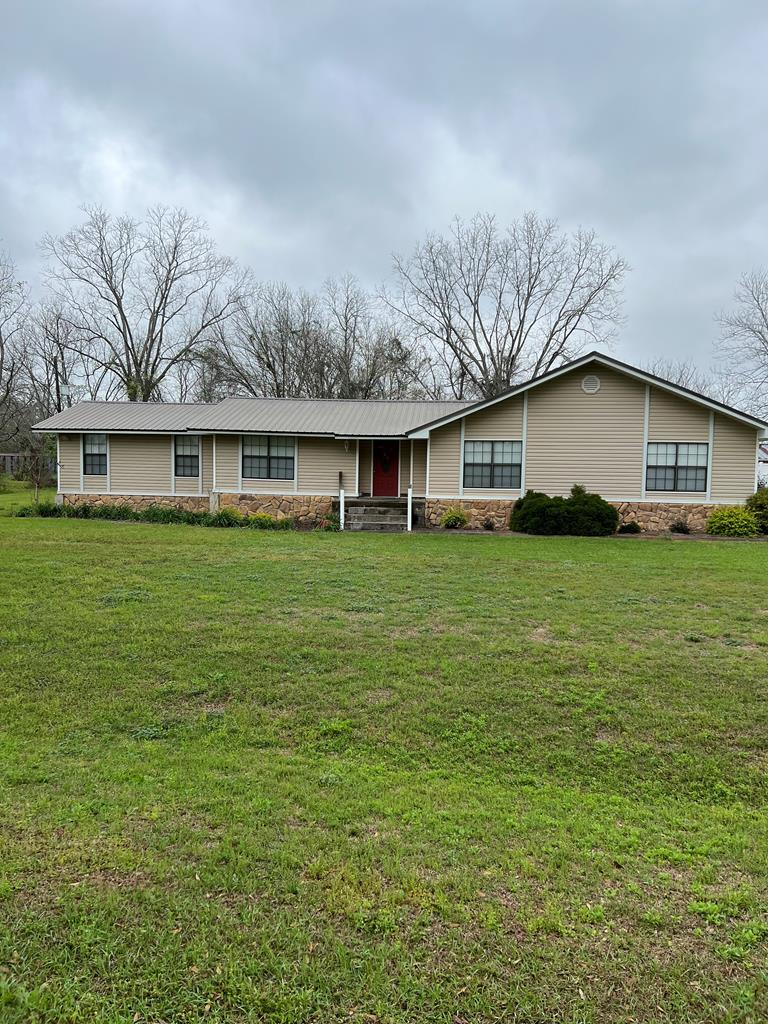 524 Harden Road Slocomb, AL 36375 - Photo 1 of 12 Main View