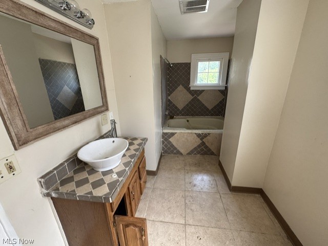 990 Pembrook Road Cleveland Heights, OH 44121 - Photo 8 of 15 Gallery Image 8