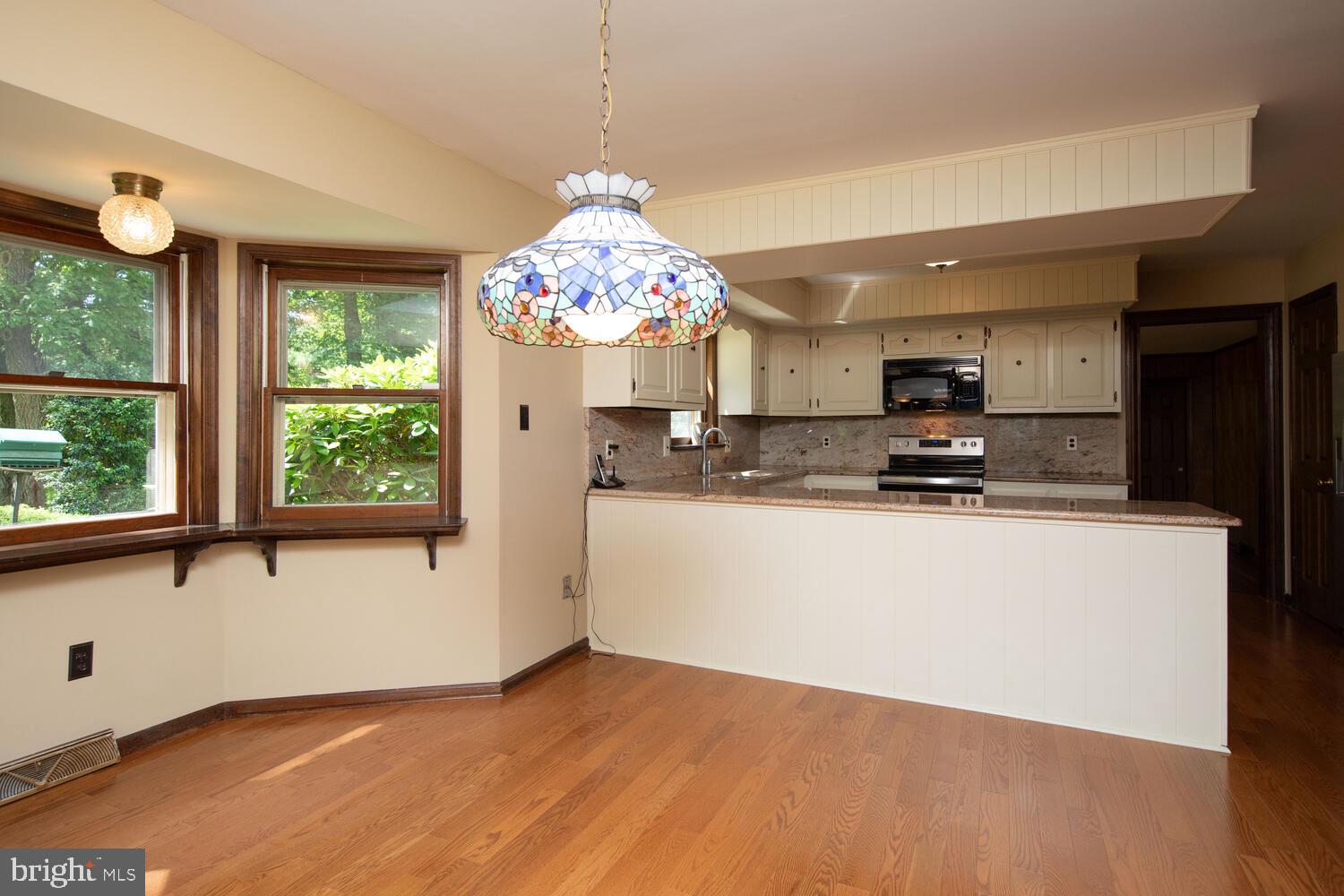 1979 Terwood Road Huntingdon Valley, PA 19006 - Photo 20 of 70 Breakfast Room