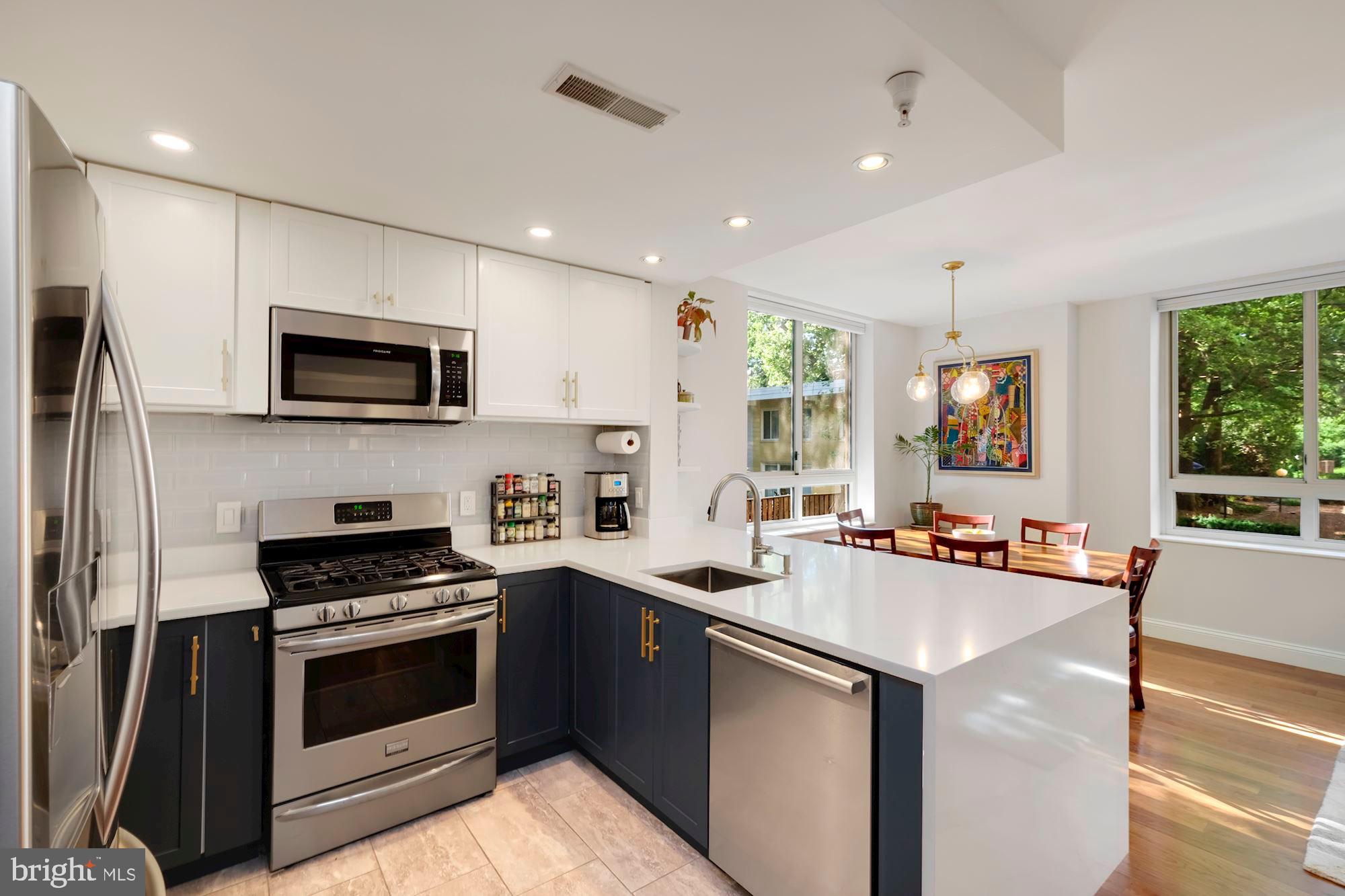 350 G Street Southwest, Unit N109 Washington, DC 20024 - Photo 11 of 29 Kitchen